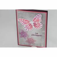 Geburtstagskarte "Schmetterling und Blüten" Bild 1
