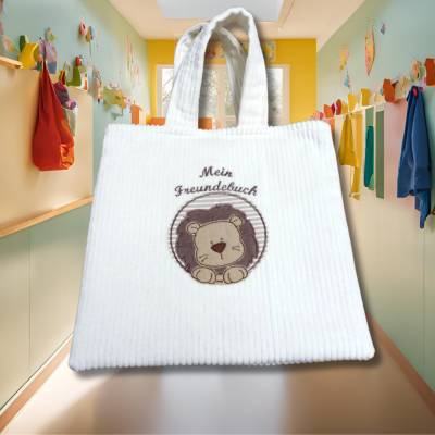 Freundebuchtasche Löwe aus Cord – personalisierbare Kindergartentasche für Freundebuch & Wechselwäsche