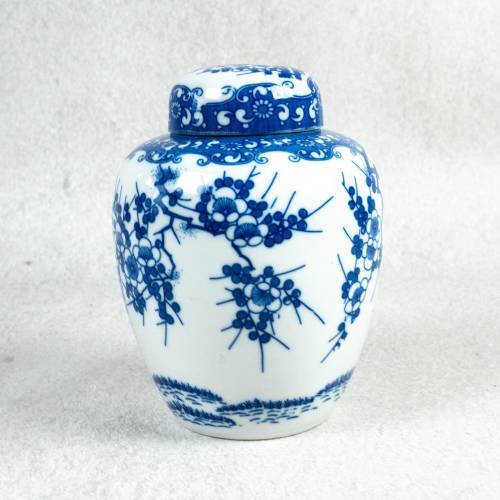 Teedose, groß, japanisch, Kirschblüte, Porzellandeckelvase, kleine Porzellandose, 15 cm hoch, blau weiß mit Blüten und Z