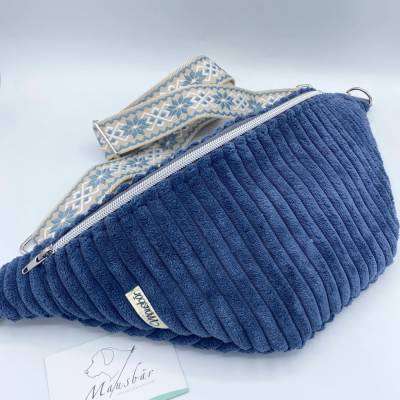 Crossbody-Bauchtasche groß aus Cord – vielseitig, größenverstellbar & handmade