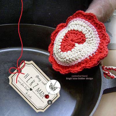 Häkelanleitung - NORDIC HERZPUR & Etiketten, fixe Geschenkidee, geklappter Topflappen, Hitzeschutz - PDF