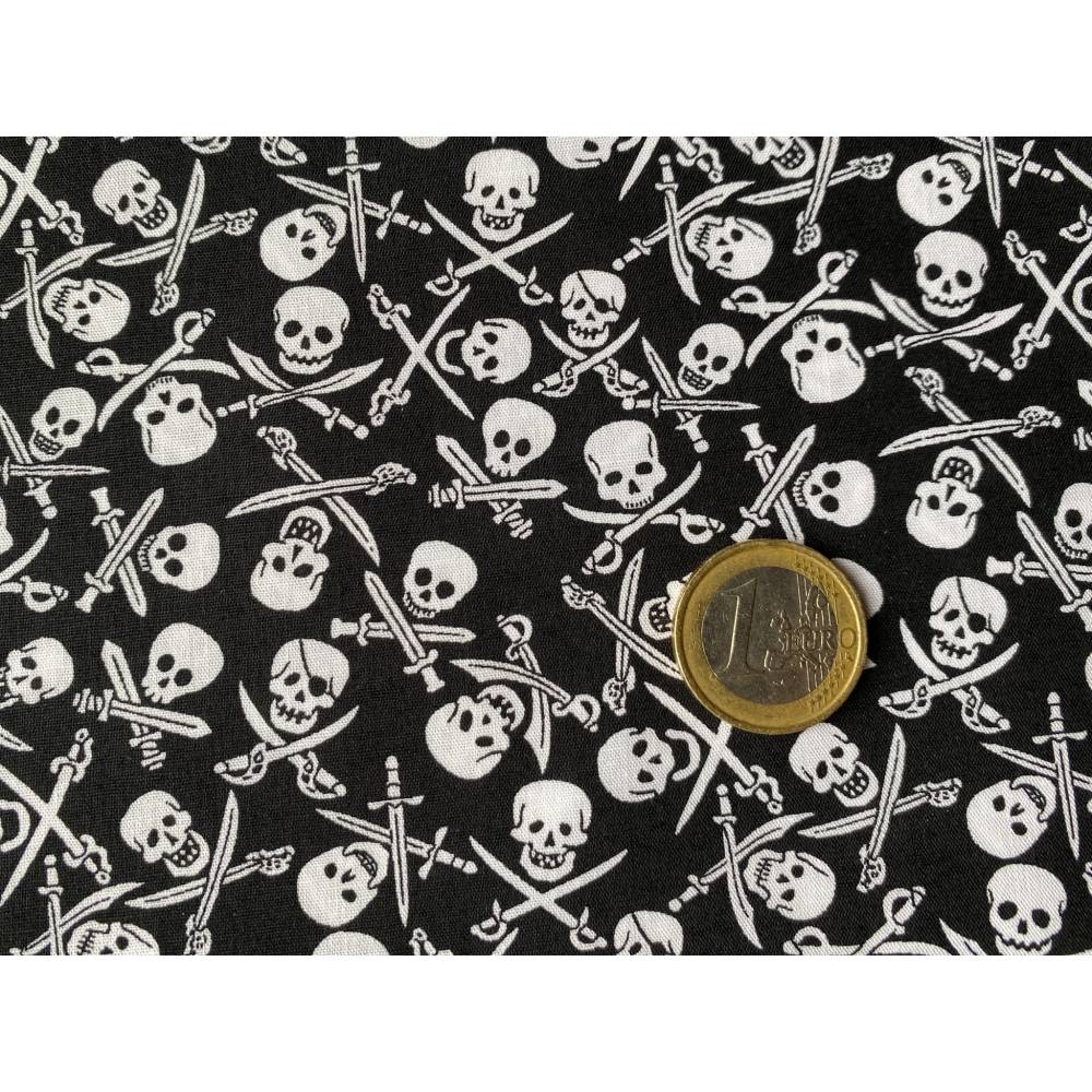 Stoff Totenkopf Skulls 13,00 EUR/m schwarz 100% Baumwolle