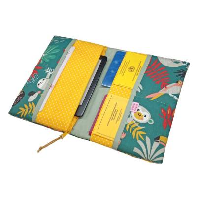 Reiseetui Stoff Dschungeltiere – Handgefertigter Reiseorganizer für Dokumente & Tablet, individuell wählbar