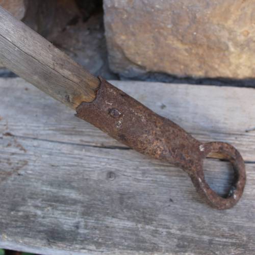 antike handgeschmiedete Zugöse Eisen Öse mit Deichsel von bäuerlichem Gerät um 1900