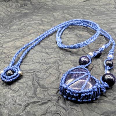 Dunkelblaue Makramee-Kette mit Blaufluss-Herz & 925 Silber – größenverstellbar – handgefertigt