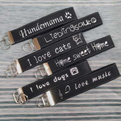 Stickdatei (6x) Schlüsselanhänger 12-14x18cm