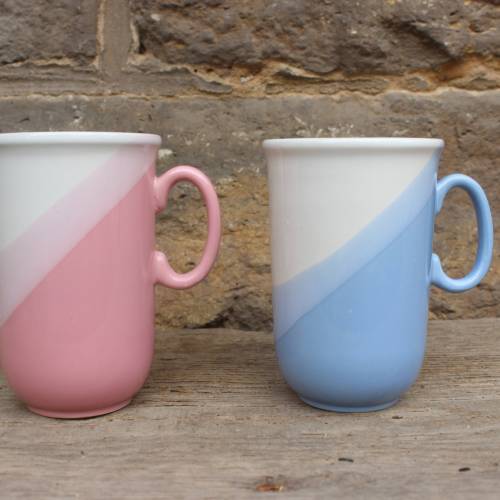 2er Set Kaffeebecher Kaffeetasse Tasse rosa hellblau EIT Keramik Vintage Made in England