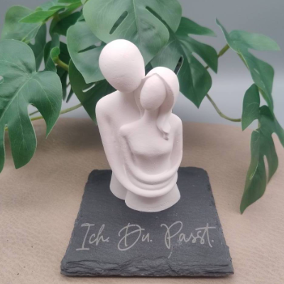 Gravierte Schieferplatte mit Liebespaar 02