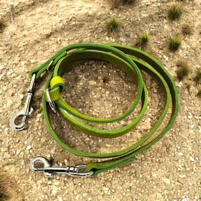 Verstellbare Hundeleine aus Fettleder in der Farbe lime mit einer ca. Länge von 1,90 m