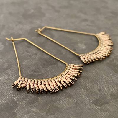 Ohrhänger Almost Summer Nô 6 – federleichter Ohrschmuck aus japanischen Perlchen, handgefertigt