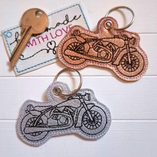 Motorrad Schlüsselanhänger kupfer silber Kunstleder gestickt, Rucksack Anhänger Biker Geschenk