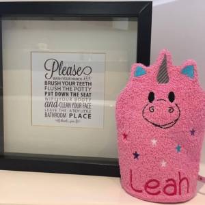 Einhorn-Waschlappen Stickdatei  ITH 16x26  Waschhandschuh Geschenk Babyparty Fabelwesen Bild 3