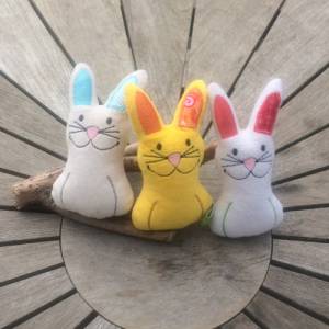 Hase Stickdatei  ITH 13x18 Osterstickdatei Ostern ITH  Hasenliebe Osternest Kleinigkeit Bild 1