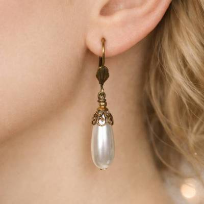 Ohrringe RENAISSANCE Perlenohrringe mit Imitat-Perlen weiß (580)