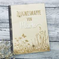 Zeugnismappe personalisiert aus Holz | Geschenk zum Schulstart | Zeugnisordner mit Namen | Einschulungsgeschenk Bild 1