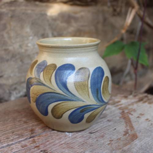 kleine Vase mit floralem Dekor Töpferhof Römhild Keramik 90er Jahre