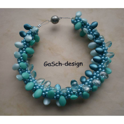 Häkelarmband, gehäkeltes Perlenarmband * Stoppelhopser türkis-ton