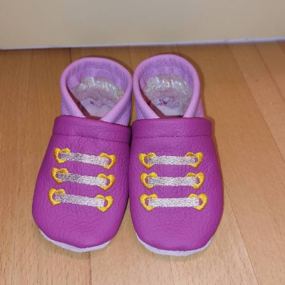 Babyschuhe mit Namen, Lederschuhe - Sneakersoptik personalisierbar (Gr. 18-23)