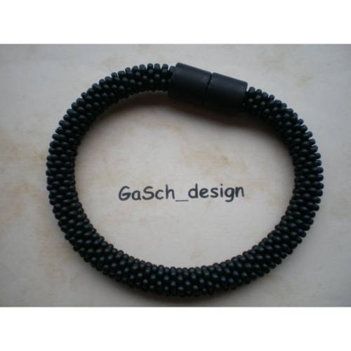Häkelarmband, gehäkeltes Perlenarmband * Schwarzmeerküste, matte Perlen
