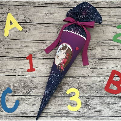 zauberhafte Schultüte Zuckertüte Dunkelblau Beere Lila mit Pferdekopf