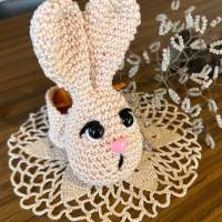 Osterhase Kira mit Korb - Häkelanleitung in Deutsch Bild 4