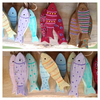 Vintage Deko Holzfische im Treibholzlook, frühlingsbunt und maritim