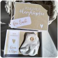 Schwangerschaft ankündigen Geschenkschachtel mit Babysocken Bild 5