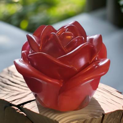 Ästhetische Rosenblüte als Dose aus Epoxidharz - ein Geschenk als Zeichen der Liebe