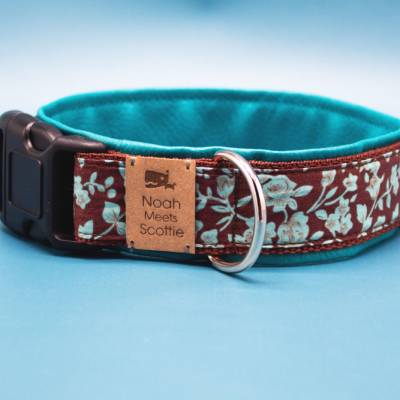 Hundehalsband oder Hundegeschirr ROMY - Dunkelbraun, Blumenranken Muster in Türkis und Mint, Kunstleder