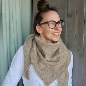 Strick-Anleitung Tuch LANINA (DE) Bild 2