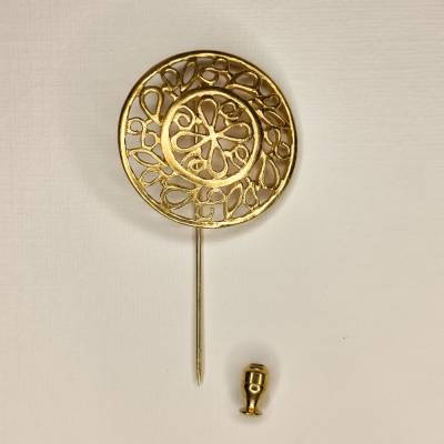 Goldfarbende Vintage Nadelbrosche mit Mond Motiv aus den 80er / 90er Jahren, Nadel Pin Modeschmuck, rund