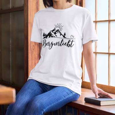 SVG Plotterdatei Herz Bergverliebt mit Sonne digitaler download Muster Vorlage Schneiddatei wandern Berge Bergliebe Natu