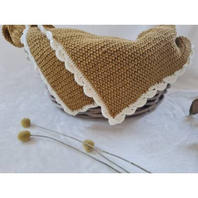 Kuschelige Babydecke aus Merinowolle – handgemacht & mulesingfrei - Farbe trendiges Senfgelb