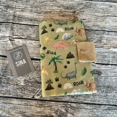 Windeltasche-Wickeltasche-Dinos-Junge-Babyparty-Geburt-beige-oliv