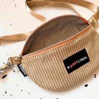Unikat / Trendy Crossbag / Crossbody / HipBag / Bauchtasche / Gürteltasche / Umhängetasche aus Cord in Beige Bild 7