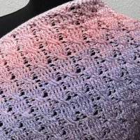 Häkelanleitung Dreieckstuch Winterzeit mit Zopfmuster – Kuscheliges Tuch häkeln Bild 3