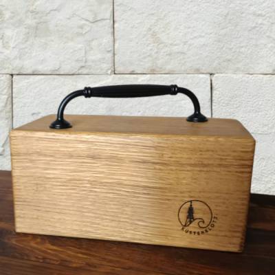 Handgefertigter Türstopper aus Massivholz mit Metallgriff diagonal– nordisches Design, Unikat, schwerer Küste