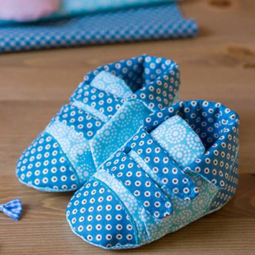 Babyschuhe mit Klett