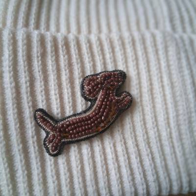 Dackel Liebe Perlen Brosche