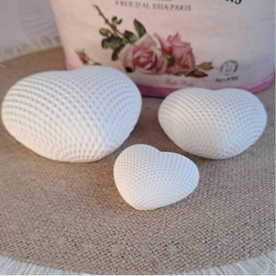 Herzen im 3er Set als Geschenk Valentinstag Muttertag Hochzeit Herzensgeschenke Mitbringsel aus Reliefgießmasse