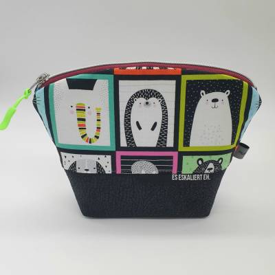 Kosmetiktasche mit Tieren schwarz/weiß /bunt Gr. S