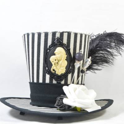 Mini-Hütchen - Gothic Fascinator Kamee Federn Rosen Streifen
