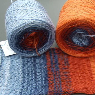 100% Schurwolle Merino extrafein Bobbel – 3-fädig, Farbverlauf Wolke 7 Rostlaube, handgewickelt