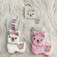 Stickdatei Lama Schlüsselanhänger ITH Kuscheltier für 10x10 Rahmen – Sofort Download Bild 4