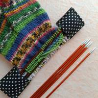 NadelBett, Nadelsafe, Nadelspielgarage, Nadelspiel Safe, Nadeltasche für 15 cm lange Sockennadeln, Patchwork Bild 2