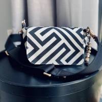 kleine Kantarella -Naht&Schnitt Handtasche Bild 6
