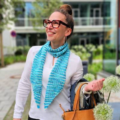 Strick-Anleitung Schal KALARI (DE)