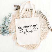 Erzieherin mit Herz PNG SVG Datei - Download Plotterdatei - svg png Datei - Geschenkidee Gift idea - Kindergarten Schul Bild 1