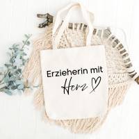 Erzieherin mit Herz PNG SVG Datei - Download Plotterdatei - svg png Datei - Geschenkidee Gift idea - Kindergarten Schul Bild 2