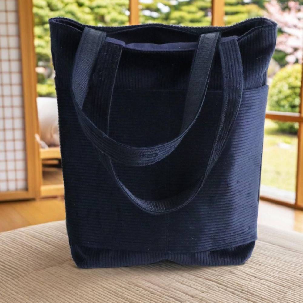 Schwarze Cord Tragetasche – Stilvoller Shopper aus Cord für Männer